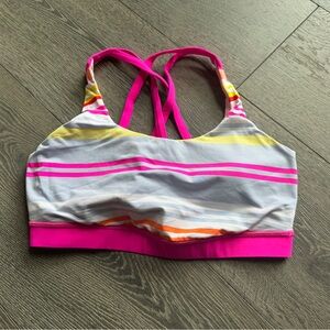 Lululemon Energy Bra in Groovy Stripe Multi / Raspberry Glo Light Size 10